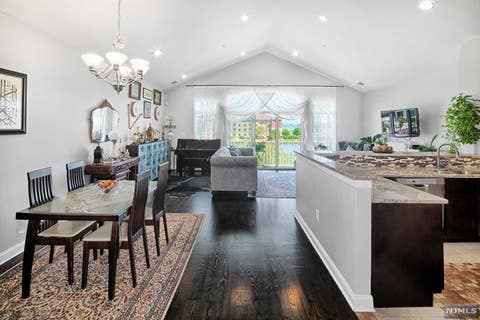 Featured picture for the property 24008718