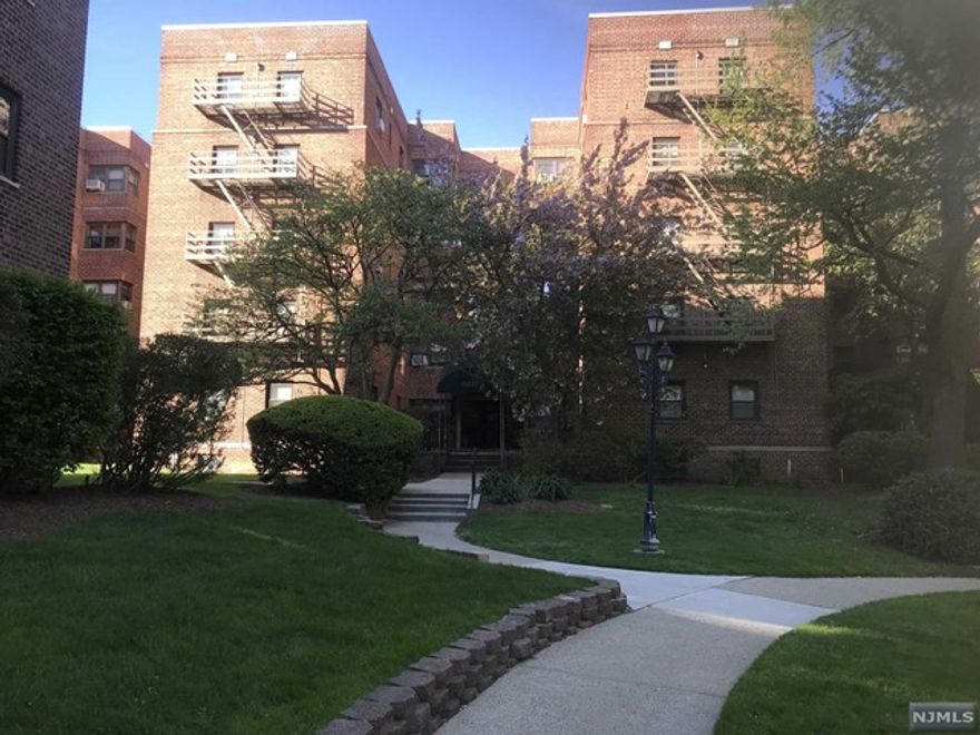 NICE SIZE STUDIO ON FIRST FLOOR IN MOVE-IN CONDITION, HARDWOOD FLOOR THROUGHOUT, PLENTY OF CLOSET SPACE, KITCHEN AND APPLIANCES. EXCELLENT LOCATION TO NYC BUSES, PALISADE PKWY, PARKS, SHOPPING, SCHOOL. HEAT, WATER AND ONE ASSIGNED PARKING SPACE INCLUDED, BOARD APPROVAL IS REQUIRED, CREDIT CHECK, INCOME APPROVAL, $300 APPLICATION FEE PAID BY TENANT (NONREFUNDABLE) AND $250 MOVE-IN FEE(REFUNDABLE) LANDLORD HAS NJ REAL ESTATE LICENSE.