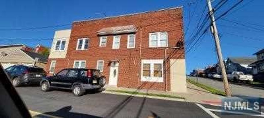 SECOND FLOOR UNIT - LOTS OF NATURAL LIGHT IN THIS APARTMENT WITH LAMINATE FLOORING, LARGE KITCHEN, 3 BEDROOMS, LIVING ROOM AND FULL BATH. TENANT SUPPLIES THEIR OWN HEAT, HOT WATER & ELECTRIC. LYNDHURST OFFERS NJ TRANSIT WITH FREE PARKING, RENTAL LOCATION IS WALKING DISTANCE TO MAJOR BUS TRANSPORTATION. SECURITY IS 1 1/2 MO., PETS PROHIBITED. BROKERAGE FEE APPLIES. LANDLORD HOLDS VALID NJ REALTOR LICENSE