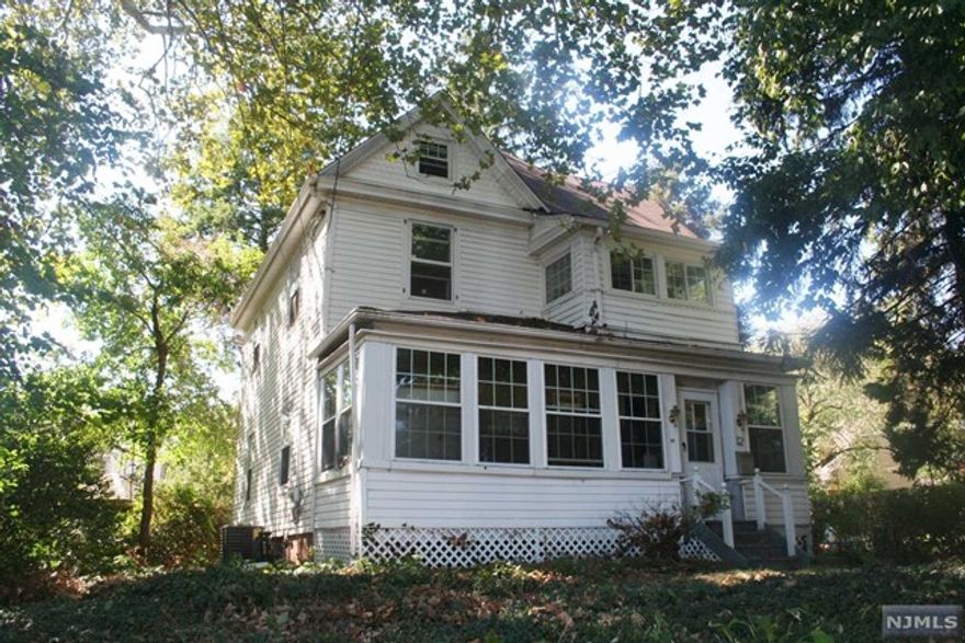 Charming, older colonial. Freshly painted. New eat in kitchen. New appliances. Enclosed front porch. Living Room. Formal Dining room. Half bath, Rear enclosed porch. 2nd floor: 4 bedrooms. Enclosed porch. Shower stall bath. Large, unfinished basement. Washer/dryer. Covered parking for two cars. Huge property. Tenant responsible for utilities and garbage. Tenant needs credit check and insurance. Close to parks and NYC buses & houses of worship. short term rental preferred (4 to 6 months.)