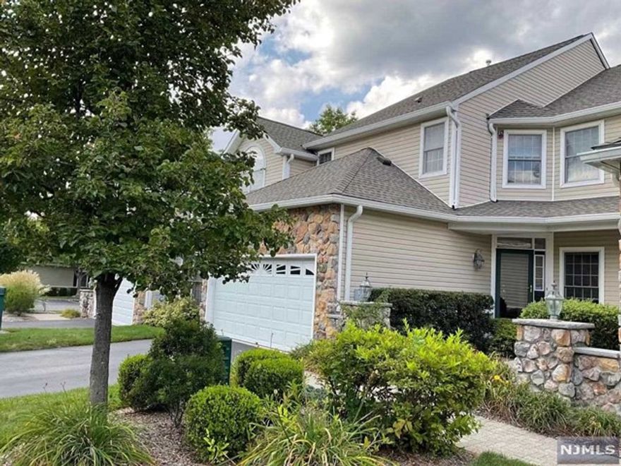 Welcome home to this gorgeous 2 Bed, 3.5 bath Brookline townhome in the coveted Fairways at Livingston w hardwood floors on 1st and 2nd levels, spacious open floor plan w Living Room/Dining Room for easy entertaining, 2 story Family Room w loads of light and Heatilator Gas fireplace. Living Room/Dining Room makes entertaining a breeze. Deck with gas line for BBQ.open to the eat in Kitchen w top-Rated Samsung gas stove, microwave & dishwasher, Integrated Jenn-Air refrigerator, Garbage Disposal, Granite counters, upgraded cabinets, breakfast bar and breakfast area. Fully finished basement with Full Bath, Office/Au Pair and Rec room w tons of storage. Lovingly maintained home w custom closets throughout, 2 "Nest" wifi thermostats, spotless, high end washer and dryer are just some of the features in this home. Ability to easily add a 3rd bedroom above the Family Room.