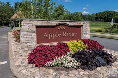 44 Southerland Drive Mahwah NJ 07430