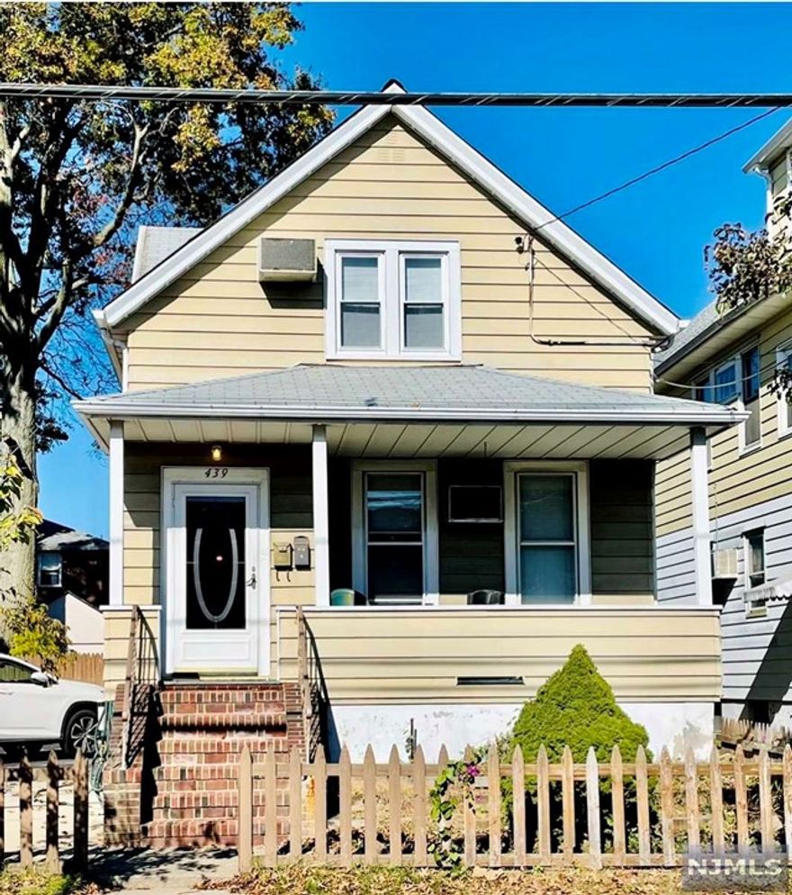 Spacious second floor apartment available for rent in desirable section of Garfield. Unit features: living room, eat in kitchen, large bathroom and good size bedroom with closet. No pets, no smoking, parking for one car on the driveway. Require credit check ,income verification and interview. Great location, close to highways ,NYC bus and shoppings.