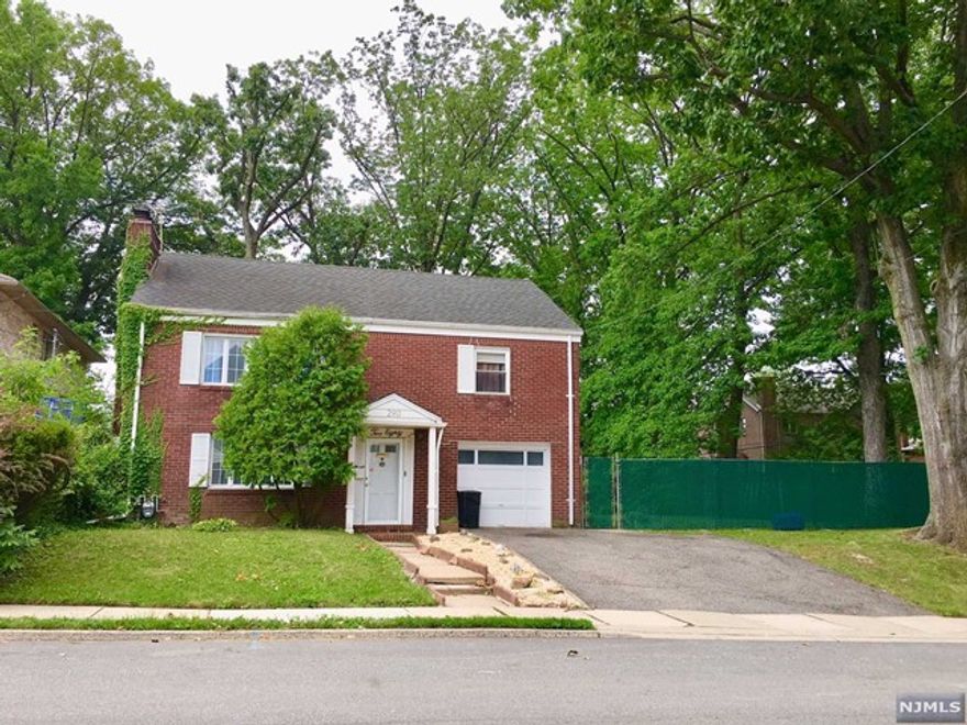 Great location! 3 bedroom 2.5Bath single family home located on a quiet street. First floor with Large eat in kitchen, living area, large sun room with fireplace and access to rear yard. 2nd floor primary bedroom and primary bath (fire place in Primary bedroom), 2 bedrooms and full bath .1 car garage with 2 car parking space on drive way. Walk to Elementary School 1 , Firemen's parks and transportation. Walking distance to Main street, Middle school ,Public library and GWB. Best convenient location for Park/Schools/Shopping/Commute. Tenant is responsible for lawn care and snow removal. Renter's insurance required. Due upon lease signing--- 1st month's rent, 1.5 month security deposit, 1 month broker fee. **Move in date Sep 1,2023**