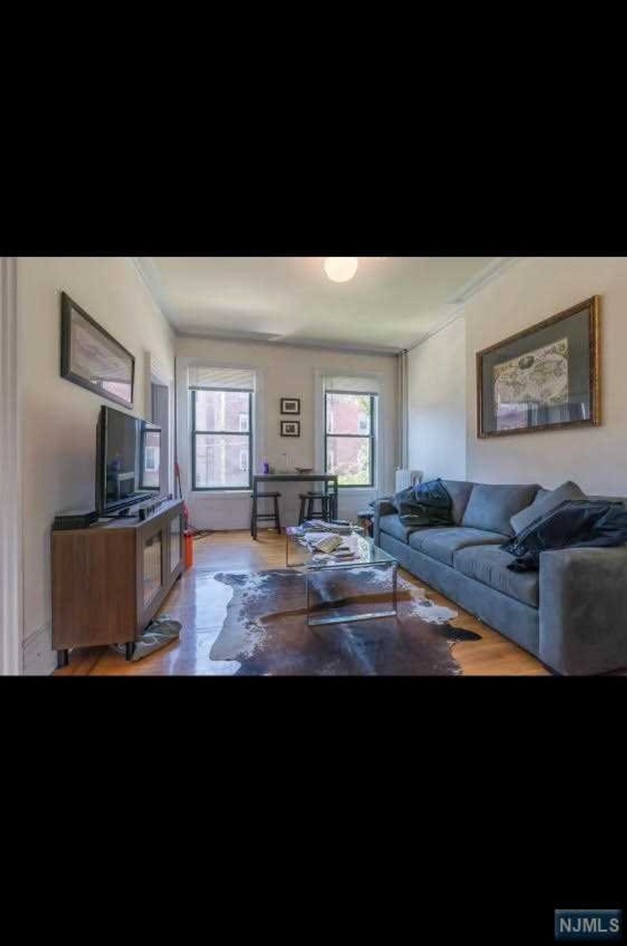 Ideal Uptown Hoboken location on 10th street between Washington and Hudson. New York City transportation at your doorstep. 1 bedroom, 1 full bath, living room, kitchen, plenty of closet space and sunlight. Landlord pays heat and hot water. Tenant access to the relaxing front porch. The apartment is dog and cat friendly with landlord approval. The unit is non-smoking.