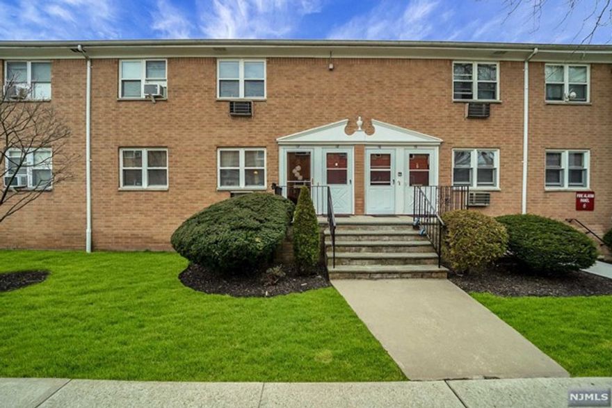 Beautiful, move-in ready 2 bedroom/1 bath condo in desirable BridgeBrooke Condominiums. This 1st floor unit boasts a spacious living room, kitchen, 2 bedrooms, Full bath, ample closet space, oversized 1 car garage, assigned parking spot #75 (monthly fee) & laundry in building. The salt water pool & BBQ area will be ready for spring/summer move in! HOA includes heat and hot water. This complex is conveniently located to shopping, schools, and public transportation.