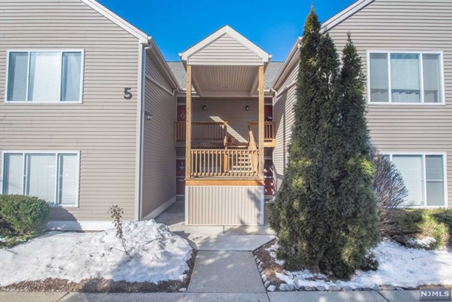 FIRST FLOOR LIVING! LOW TAXES!One Floor Living! Must see this recently Updated 2Bd 2Bath Unit in Desirable Falcon Ridge Community! RENOVATED KITCHEN 2014. Bright & Airy Open Floor Plan, Fireplace, Separate Dining Area being used as office, Washer & Dryer in Unit. Not only well maintained, but the unit offers so much, including, Living room, Dining room, Master Bedroom w/ Full Updated Walk-in Bath and Walk-in Closet, Central Air, Water Heater replaced 2019, NEWER FURNACE, with all public utilities: Public sewer, Public water & Natural Gas. Sliding Glass Doors leads to a COZY Outdoor Patio. 1 assigned parking for unit and 1 guest parking for unit. SECURITY CAMERAS INSIDE AND OUTSIDE UNIT. Convenient Location to Commute!! Enjoy the use of the Community Pool and so much more! This unit will not last, COME SEE and JUST MOVE IN!