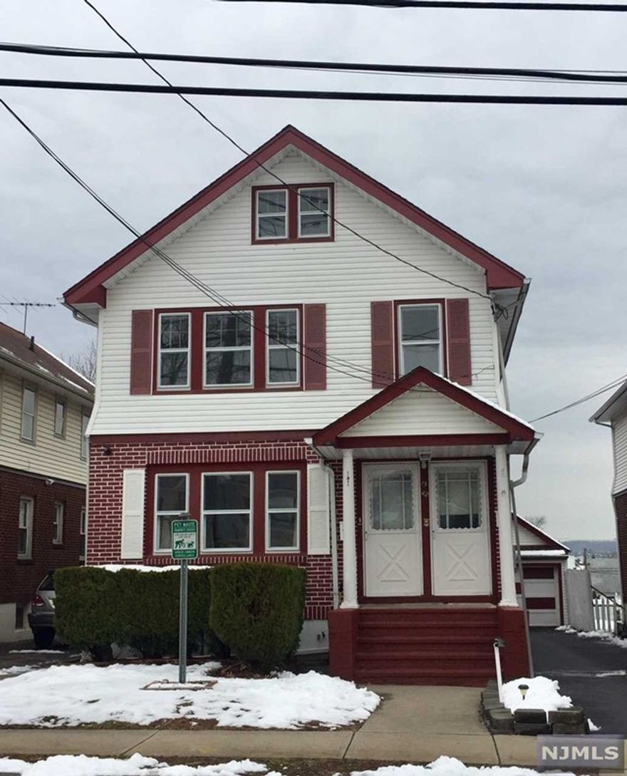 NICELY APPOINTED SECOND FLOOR APARTMENT. FEATURES LARGE LIVING ROOM AND FORMAL DINING ROOM. TWO BEDROOMS, NEWER FULL BATH AND LARGE EAT-IN KITCHEN. 2 PARKING SPACES PROVIDED, LAUNDRY HOOK UP IN BASEMENT. TENANT AND LANDLORD SHARE SNOW REMOVAL. TENANT IS RESPONSIBLE FOR FIRST $100 OF EACH REPAIR, AND MUST CARRY RENTER'S INSURANCE. CONVENIENT LOCATION CLOSE TO TRANSPORTATION, SHOPPING, AND SCHOOLS. NO PETS OR SMOKING ALLOWED.