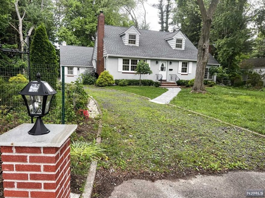 WONDERFUL AND LARGE CAPE COD WITH OVER 1800+ SQ. FT, IN THE HEART OF PARAMUS. NEW EAT IN KITCHEN, NEW MAIN BATH, LARGE LIVING ROOM. WONDERFUL FLORIDA ROOM. SECOND FLOOR HAS TWO BEDROOMS AND FULL BATH, STORAGE ROOM, AND THE BASEMENT IS FULLY FINISHED WITH HALF BATH. ADDITIONAL ATTACHED TWO CAR GARAGE AND PRIVATE PROPERTY (HALF ACRE), CLOSE TO STRIP MALL, PARK, ALL MAJOR HIGHWAYS, AND 10 MILES TO NEW YORK CITY!! COME SEE IT SOON IT WON'T LAST...