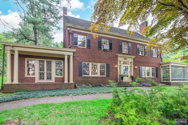 Property for Sale at 340 Upper Mountain Avenue, Montclair, New Jersey - Bedrooms: 5 
Bathrooms: 4 
Rooms: 10  - $2,249,000