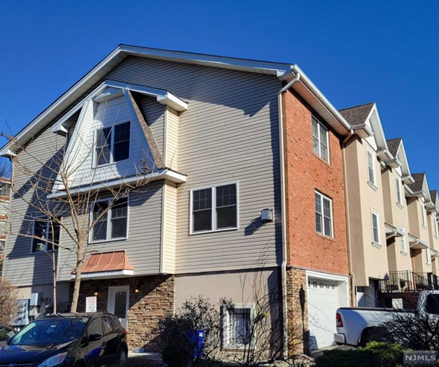 There is 1500sf of living space 2 car Garage and office/storage space. Recently renovated with Granit countertop backsplash, new hardwood floor, Ceramic kitchen floor etc. This corner unit comes also with lots of windows for bright and sunny natural light, Close to shops, highway and schools makes it convenience for everything. Large master bedroom with lots of closet space another plus.