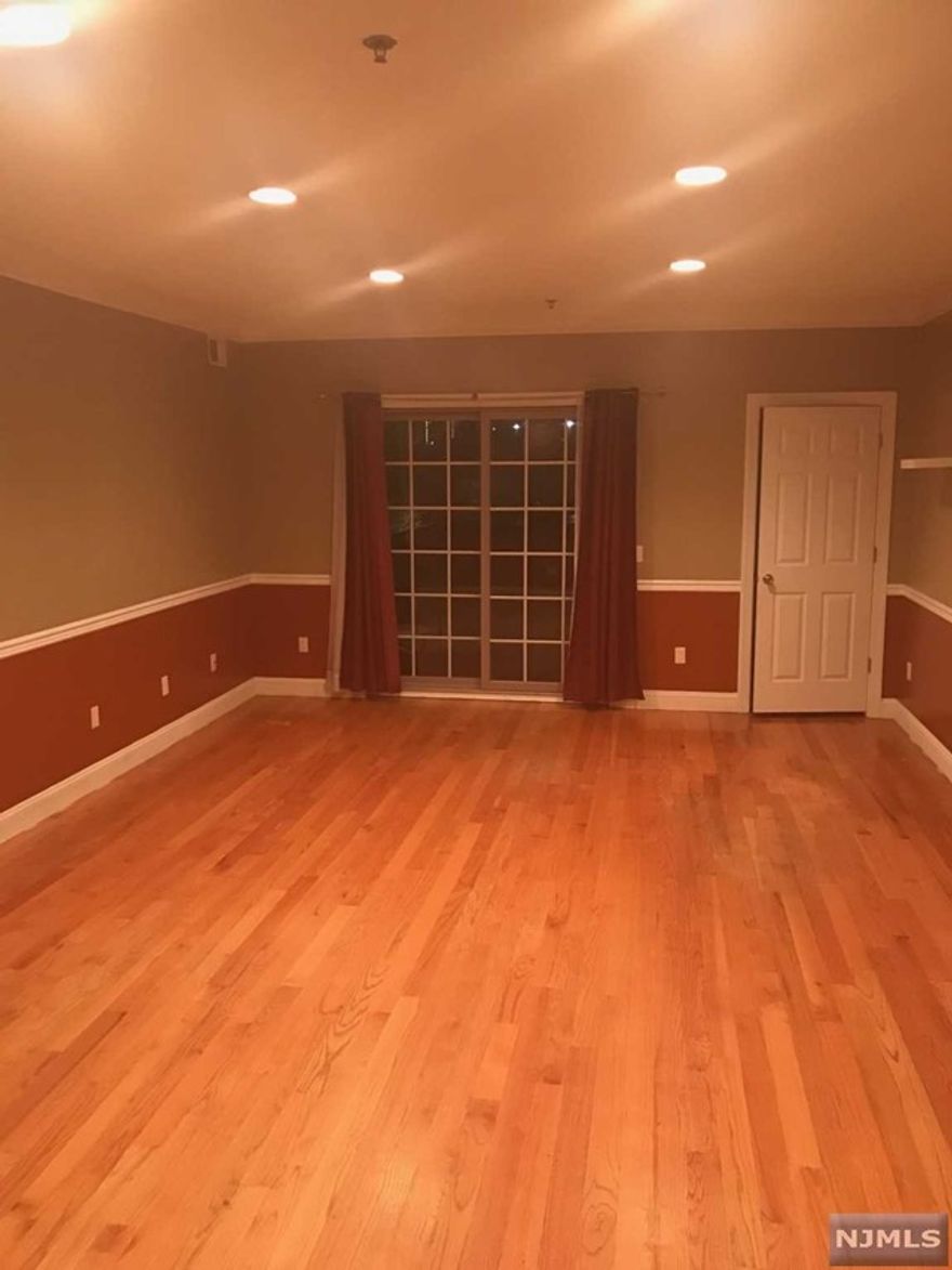 Enjoy Condo Living in this Spacious 2 Bedroom 2 Bathroom Apartment in the business district of Newark. Offering Wood Floors. Stainless Steel Appliances, Washer/Dryer and Balcony. Master BR features full bathroom with jetted tub. Minutes from Newark Penn Station Leading to NYC. Located near major transportation buses, major highways and minutes away from Newark Airport! Walking Distance from the Ironbound Section which offers restaurants, shopping, and much more. Assign parking available.