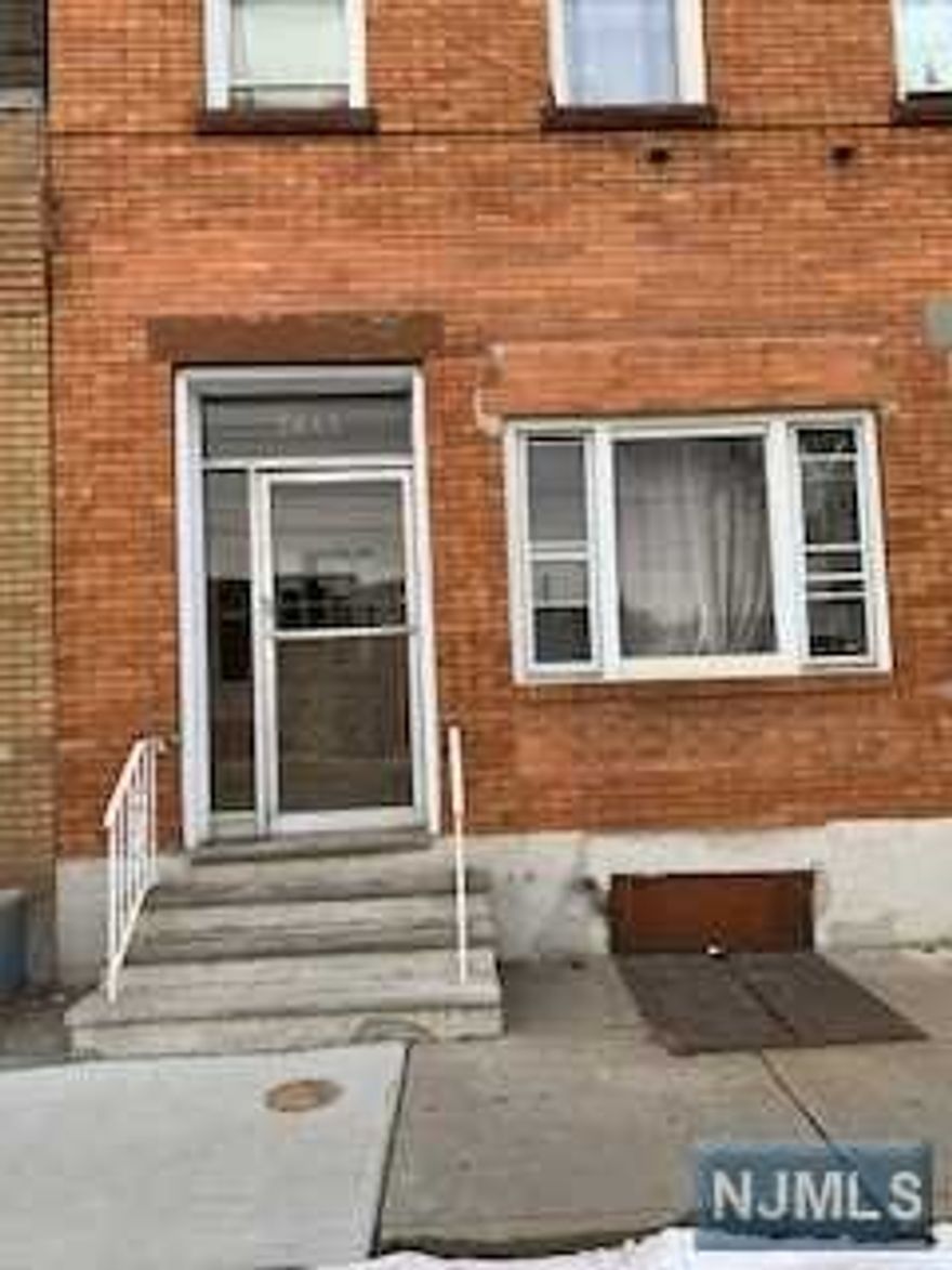 Call Orkeem Davis for all showings 609-277-6900