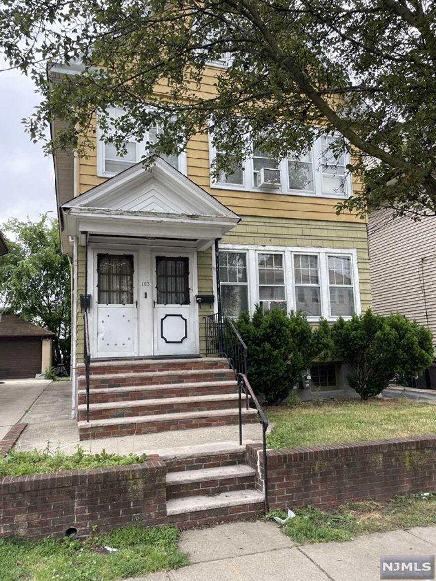 UPDATED KIT & BATH-HWF THROUGHOUT 1ST FL-GRANITE COUNTERS AND SS APPLIANCES-NICE SIZED ROOMS 3RD BEDROOM COULD BE USED AS DINING ROOM*LIVING ROOM LARGE ENOUGH FOR LR/DR COMBO-BASEMENT FEATURES FR-KITCHENETTE-STORAGE LAUNDRY-FULL BATH*GENEROUS LL PROVIDES WASHER/DRYER*SHARED USE OF YARD*NO SMOKING/NO PETS-DON'T EVEN ASK. COMMUTERS DREAM: MINUTES TO 19*20*21*46*80*GSP*PARKS*TRANSIT SHOPPING*SCHOOLS*HOUSE OF WORSHIP YET TUCKED AWAY IN A QUIET RESIDENTIAL AREA. FIRST $250 TOWARDS REPAIRS DUE TO NEGLECT*GOOD CREDIT AND STRONG WORK HISTORY A MUST.