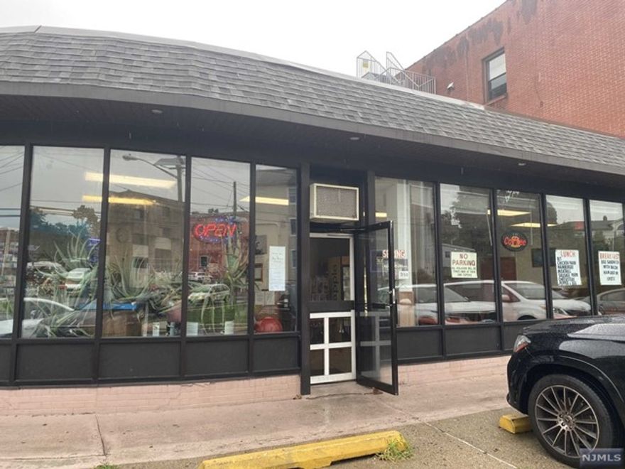 Well established (36yrs.) breakfast and lunch restaurant, on a very busy location on route 5, situated on Plaza 5. Walking distance to schools, transportation and major highways. Great potential for much more growth with a dinner time schedule.