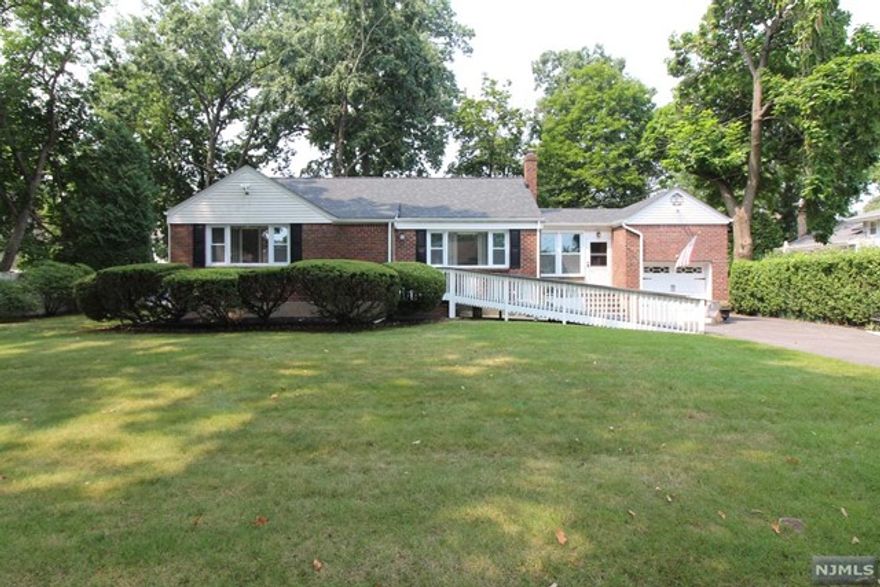 Private house with three bedrooms, e/i kitchen, and full bath with 1-car garage on a quiet street. Freshly painted, new windows, and new roof. BONUS breezeway room is a perfect multi-purpose space for morning coffee, evening relaxing, remote working, entertaining, and casual dining. Brand new full-size washer & dryer on 1st floor. Walk-up attic available for additional storage. Small pet will be considered. Tenant responsible for all utilities, cable/internet and snow removal. Landlord will maintain lawn & shrub care only. Close to transportation, schools, parks, and shopping.