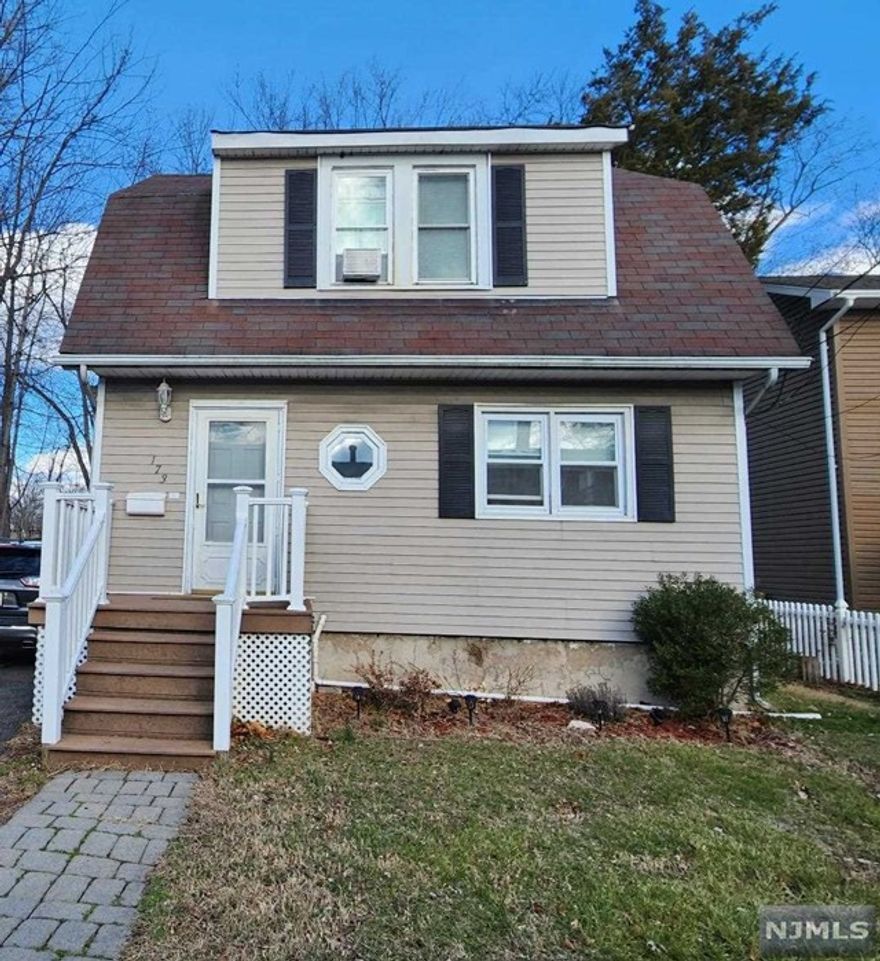 Updated and super clean ONE BEDROOM first floor apartment. Large sunny living room, good sized bedroom, full bath, modern kitchen with eating area. Door off of kitchen opens to deck and private rear yard. Parking for ONE CAR.CREDIT CHECK AND INTERVIEW REQUIRED. NO PETS.