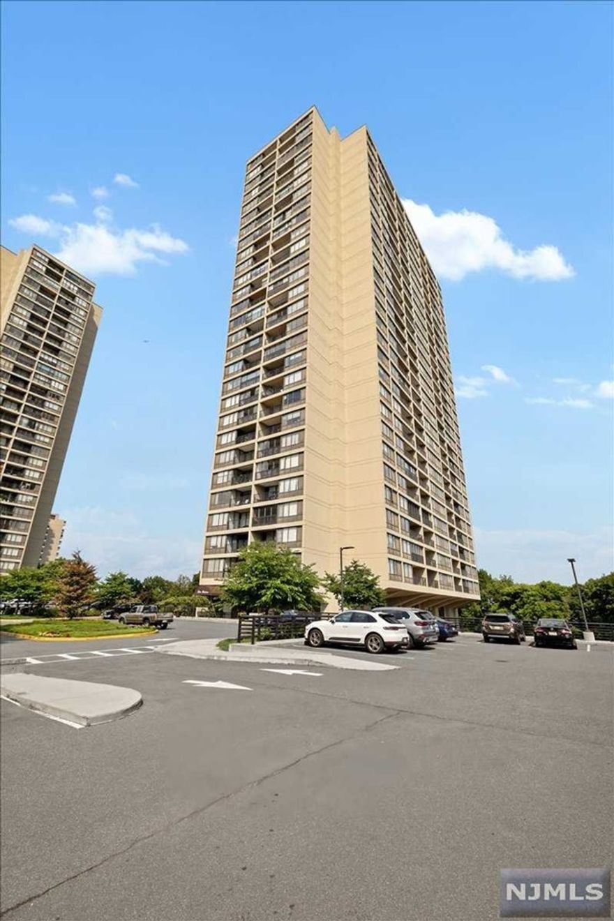 Welcome to this spacious studio Unit features living/dining room and enough space for a bed. kitchen with breakfast bar, Nice size terrace Hardwood Floors community room, gym, laundry, 2 pools, 2 tennis Courts, children's play areas, Board approval required 4:1 Income to Debt Ratio. SUBJECT TO BD APPROVAL SOLD STRICTLY AS-IS!!! Tuesday 12:00 PM