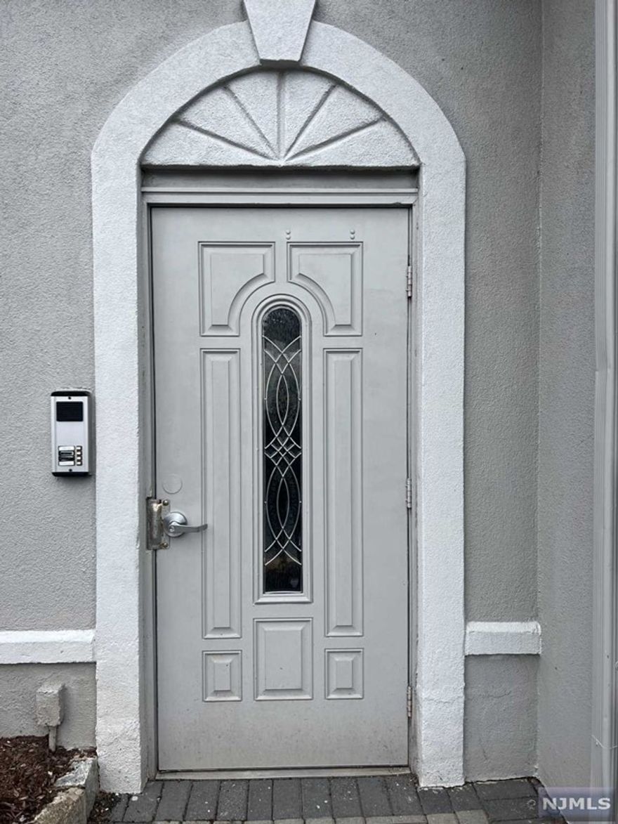 CALL EVE CAPOSELA 973-632-4063