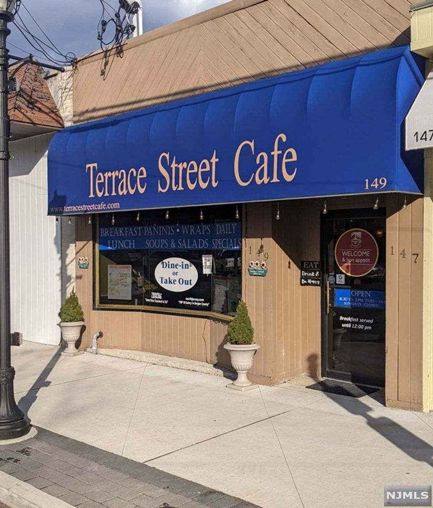 Attention all chefs and/or business owners: Take over this amazing established cafe of 7 years with a busy breakfast and lunch served daily. Seating(15+) Take out and Delivery. Open Tuesday thru Sunday 8am-3pm A new 5 year plus lease will be negotiated with the purchase of the cafe. Outstanding Yelp (5 star ) and Google(4.9)reviews. Full kitchen with hood, Walk in refrigerator, 1 private bath and 1 public bath. Inventory of appliances and fixtures with sale of business. Do not miss out on the opportunity to own your own cafe/restaurant.