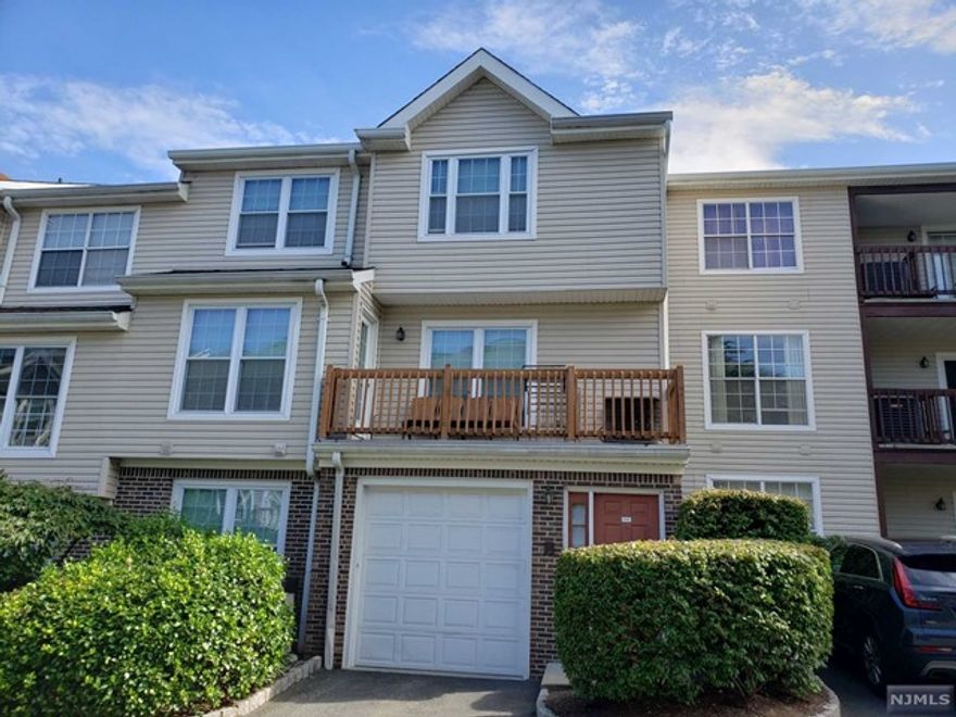 LARGEST MODEL, WINFIELD, TOWNHOUSE, 2 BEDROOMS, 2.5 BATHS WITH ATTACHED 1 CAR GARAGE PLUS 1 ALLOTTED PARKING. UPDATED UNIT WITH BEAUTIFUL BAMBOO HARDWOOD FLOORS, NEWER MODERN OPEN KITCHEN WITH GRANITE COUNTERTOPS, WOOD CABINETS, TILE BACK SPLASH, NEWER APPLIANCES, FULL SIZE FRONT LOAD WASHER & DRYER, ALL NEWER WINDOWS, WINDOW TREATMENTS. NEW LIGHTS FIXTURES IN ENTRY, DR, KITCHEN,2ND FLOOR HALL. MAINTENANCE INCLUDES: WATER, BASIC CABLE, INTERNET, PARKING AND 24 HOUR SECURITY. WESTGATE AMENITIES INCLUDES: GATED ENTRY, INDOOR HEATED POOL, GYM, STREAM, SAUNA AND CLUBHOUSE. CONV LOCATED NEAR NYC BUS, SHOPS AND RESTAURANTS. CLOSE TO GW BRIDGE AND ALL MAJOR HIGHWAYS.