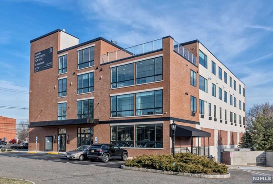 Boutique luxury living steps from the train and all downtown Westwood has to offer. Customized to provide flexible live and work options while never compromising on style. This loft style unit features modern studio with kitchen, living room and full bath. Rooftop deck and community lounge are added benefits.