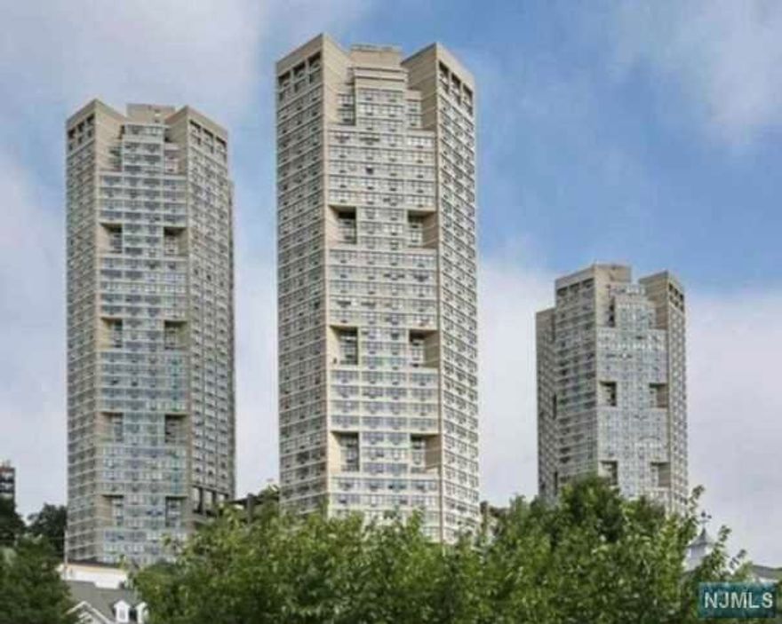 1 Bedroom 1 Bath Condo at The Galaxy with Updated Kitchen and Stainless Steel Appliances. Maintenance includes all Utilities, except Parking & Cable. Experience luxury living with doorman concierge, security, state of the art gym, olympic size indoor pool, outdoor pool, tennis courts, and more! Great commute into Manhattan: 20 min with buses at your doorstep. Close to major highways, GWB, restaurants, shops, and parks. Don't miss it!