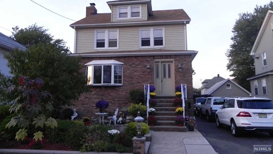 THIS SPACIOUS 2 BEDROOM APARTMENT FEATURES A NEWER KITCHEN WITH GRANITE COUNTER TOP. THE FULL BATH ALSO HAS BEEN UPDATED. THE ATTIC IS ALSO FINISHED. WOOD FLOORS THROUGHOUT. ON SITE PARKING. CLOSE TO EVERYTHING--- STORES, HOUSE OF WORSHIP, NYC TRANSPORTATION AND MORE. HEAT AND WATER INCLUDED. TENANT PAYS COOKING GAS AND ELECTRIC ONLY. CALL TODAY FOR AN APPOINTMENT.