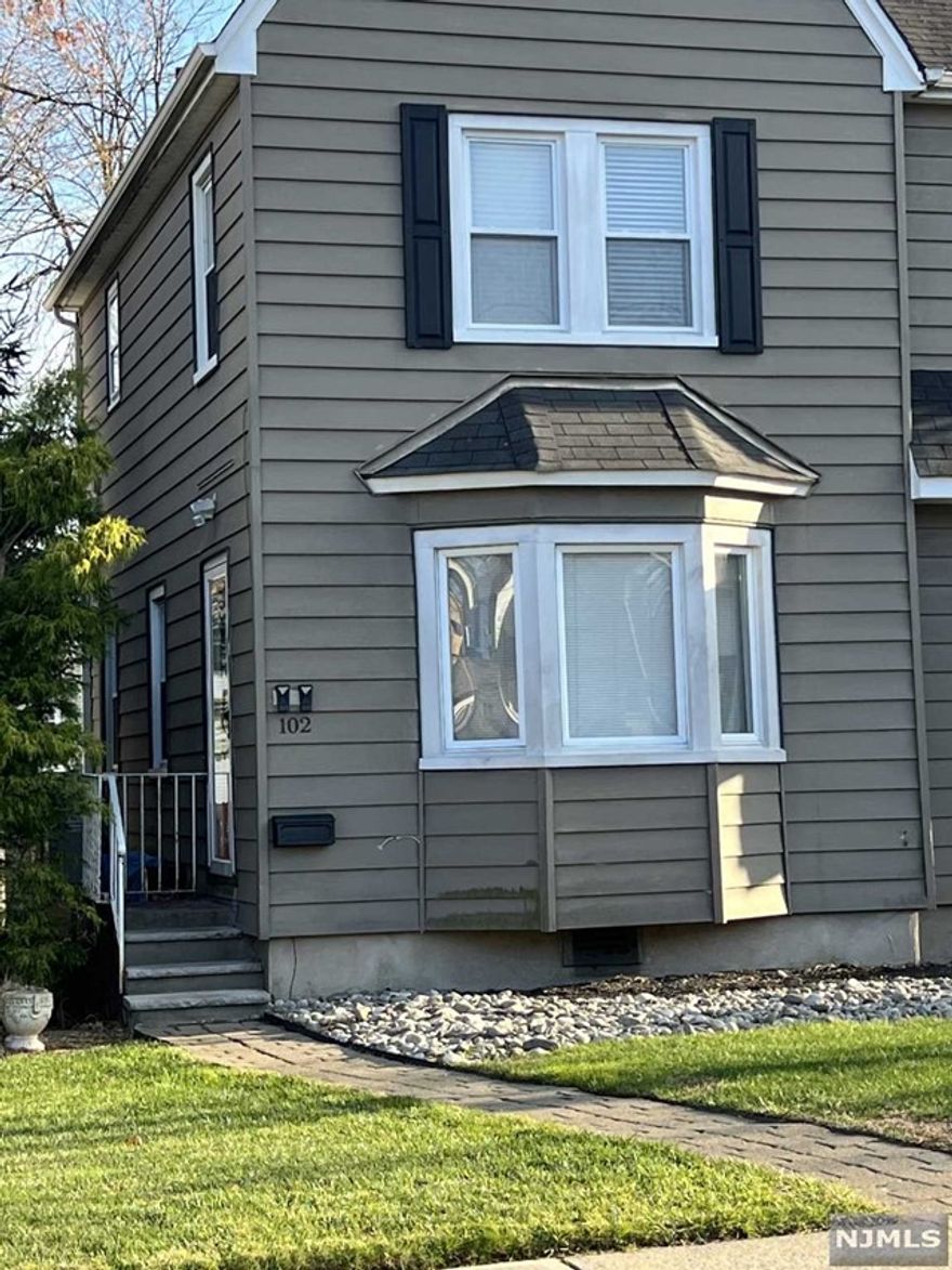 Spacious 2 bedroom in 2 family duplex. Located on quiet street close to Main Street & shopping. Updated kitchen with dishwasher, breakfast bar & door to deck. Wood floors in spacious Living Room. 2nd floor offers 2 large bedrooms with spacious closets and stackable laundry . Updated new bathroom. Water included Tenant pays Heat/gas & electric. Tenant to pay 1 month realtor fee and 1 1/2 month security upon signing of lease.