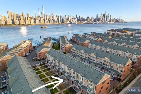 Featured picture for the property 24011827