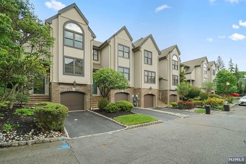38 Jordan Drive River Edge NJ 07661