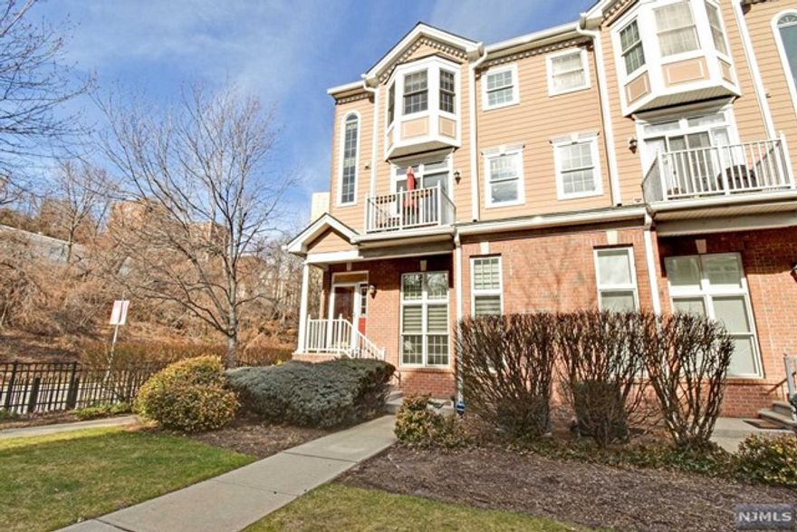 Gorgeous Sought after Delaware unit in the Jacobs and Bulls Ferry community.This beautiful Townhouse has a Massive 1872 sq ft floor plan and the only layout with 3 Bedrooms on one level. Updated Kitchen with Calacatta Quartz Countertops, Stainless Steel appliances/Back Splash High end tile flooring in the Kitchen & Mahogany wood Floors.The Townhome has Recessed lighting & Abundant sunlight from the North & South ensuring rooms have ample natural light. Large Master Suite boasts of a walk-in California Closet system,a bay window with Hudson River & Manhattan skyline views.Completely remodeled Master Bath & Guest Bathrooms come with a Quarts Double Sink Vanity, Soaking tub & a walk-in shower cubicle. The townhome comes with Parking for 2 cars. This Gated community has amenities including 2 pools a tot-lot, free shuttle service to NY Waterway Ferry, and access to Retail Promenade. Minutes to Manhattan by Ferry,Nj Transit bus system or Path train connect via the Light-Rail syste