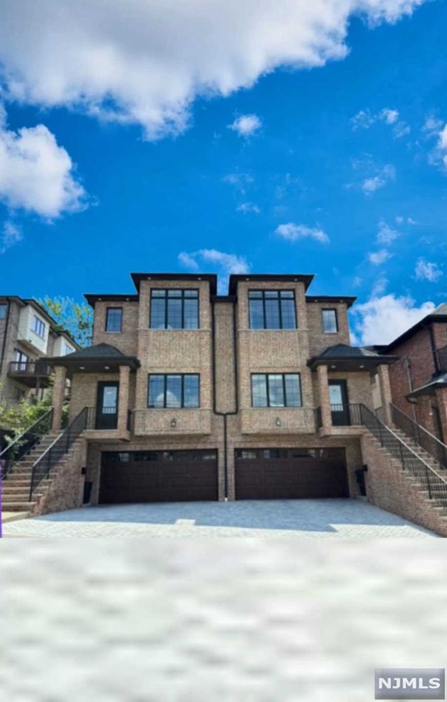 Amazing condition 7 yr young duplex. many updates and excellent condition. The main floor level features an inviting living room, a generously sized living room with a half bathroom, and an open-concept dining area. The gourmet kitchen is equipped with elegant quartz countertops, a spacious center island, high-end appliances, and a wine bar. A sliding door seamlessly connects the kitchen to the backyard. Upstairs, the master suite includes private walk-in closets and a luxurious spa-like bathroom. Adjacent to the master suite are the second and third bedrooms. The lower level offers additional space perfect for entertainment, a personal gym, or one bedroom with a full bath. Conveniently located with easy access to transportation and more!