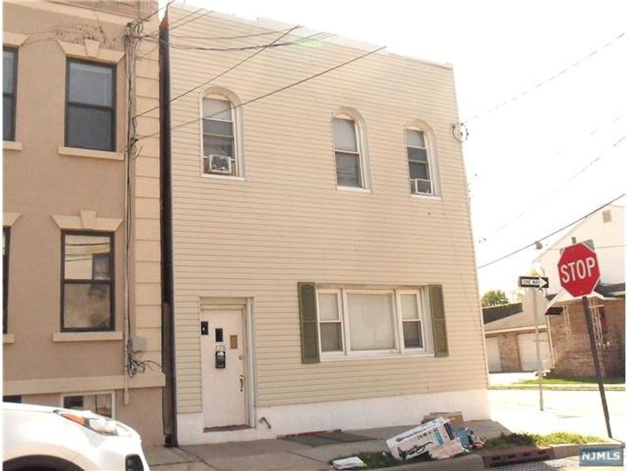 Charming 1st floor apt, high ceilings, wood flrs (no carpets) LOTS of storage. Freshly painted. Pets considered.