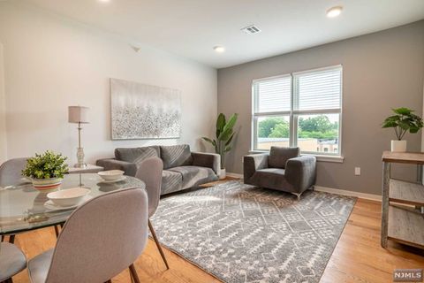 660 Bloomfield Avenue Unit 406, Bloomfield, NJ 07003 - MLS#: 24018180