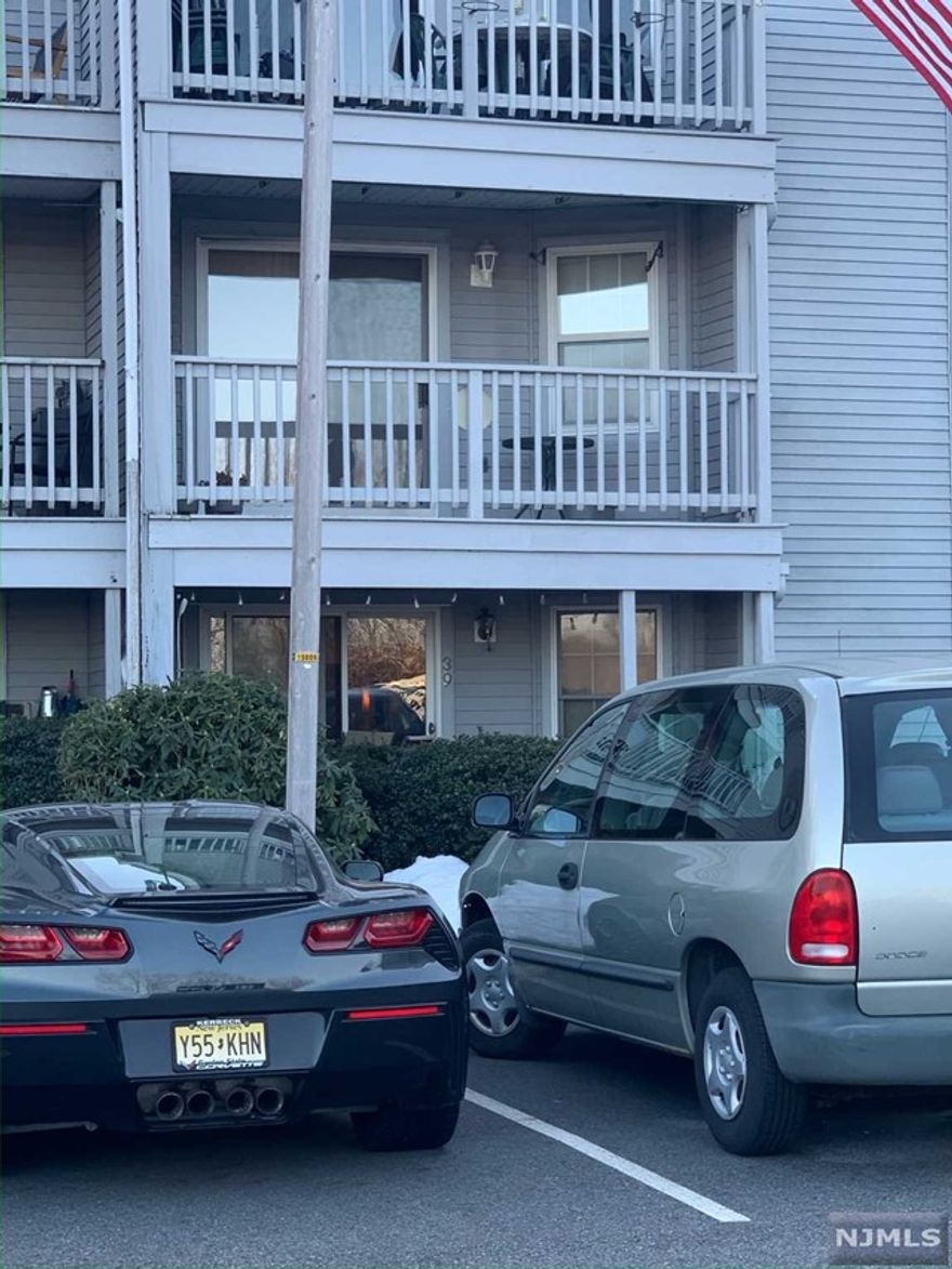 Garret Heights! Walk to Garret Mountain /Rifle Camp County Park and walking/hiking/jogging paths. Great location great for commuting. Beautifully updated 2BDR 2Bath 1st floor Condo with large bedrooms and family room with wood burning fireplace. Formal Dining room with sliders to covered patio. Washer/Dryer in the unity. Master bath with jetted tub.