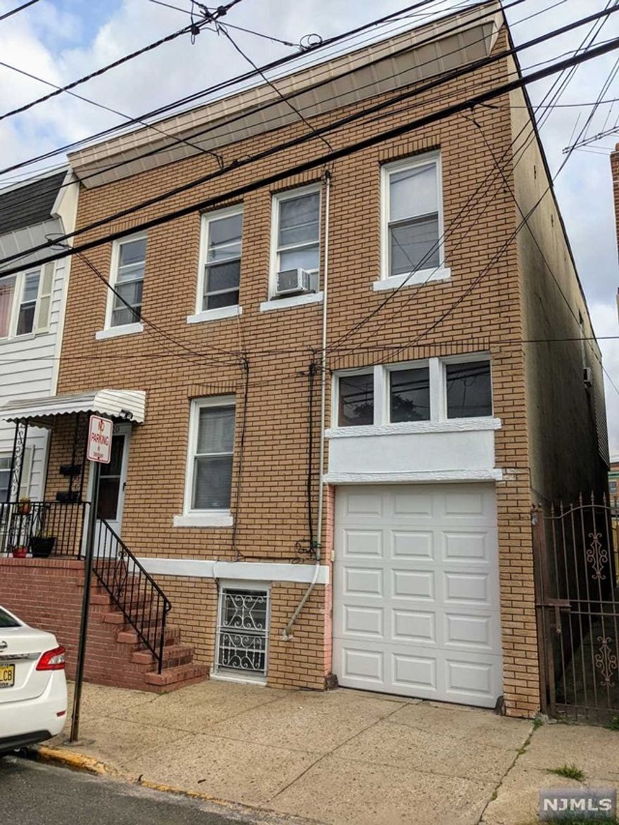 Welcome to this bright and renovated 2nd floor unit with new floors and fresh paint! Features living/dining room combo, gallery kitchen, and two bedrooms. Baseboard heat. Close to NYC transportation and Harrison Path station!! Sorry, no pets, no laundry, no parking, and no backyard use. Tenant is responsible for broker fee.