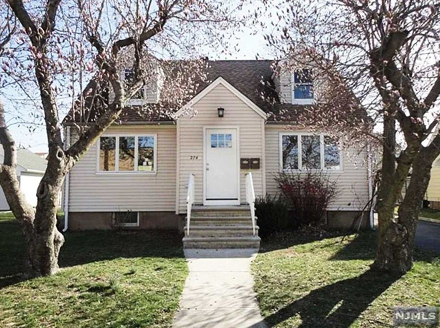 One bedroom, 2nd floor apartment. Newer plumbing, walls, floors, Large EIK with Granite countertops, and appliances. Beautiful hardwood floors throughout, updated full bath. Laundry hook ups in basement. Use of the back yard. Street parking ONLY. No pets please do not ask.