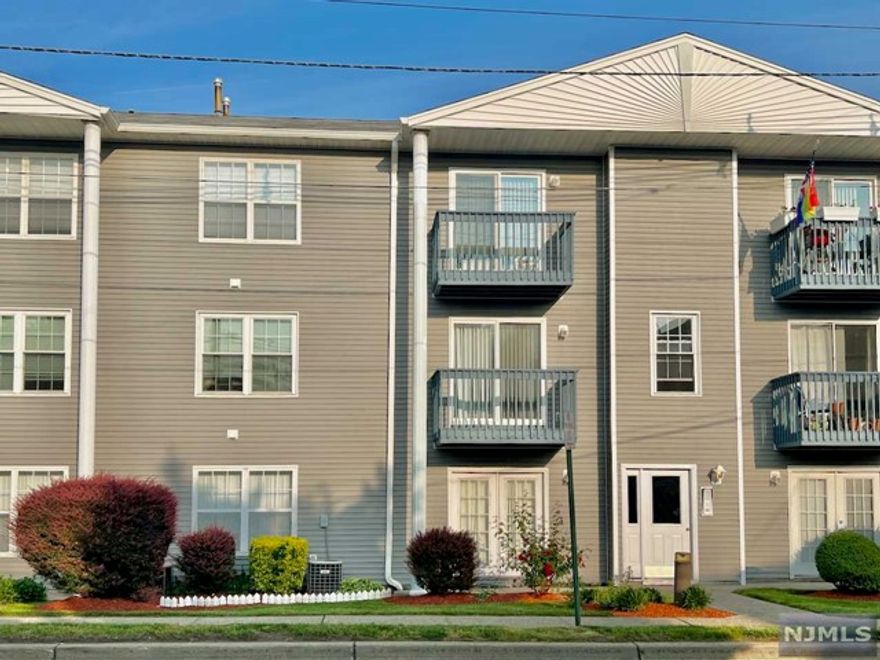 Fantastic starter home opportunity or for those looking to downsize! 2 bed, 1 bath 1050 sq ft condo renovated in 2018 in a well-maintained building. Dimmable recessed lighting and laminate flooring throughout (porcelain tile in kitchen & bathroom). Kitchen includes LG SS appliance suite, white shaker soft-close cabinets, grey quartz countertops, & herringbone pattern subway tile backsplash. Spa-like bathroom features heated floors, heated towel rack, sleek glass tub/shower enclosure, dual flush toilet, & automatic de-humidifier. Spacious primary bedroom can comfortably fit a king-sized bed & boasts a massive walk-in closet. LG Washer & Dryer set in unit. Central heat/AC controlled by Nest Learning Thermostat paired with triple-pane windows & balcony door provide ultimate energy efficiency. 2 Parking Spaces (#17 & 18) behind the building. Conveniently located near Rt 280, NJ Turnpike, West Hudson Park, Kearny Commons. 5 blocks from Bus #40 or 15-min drive to Harrison PATH.