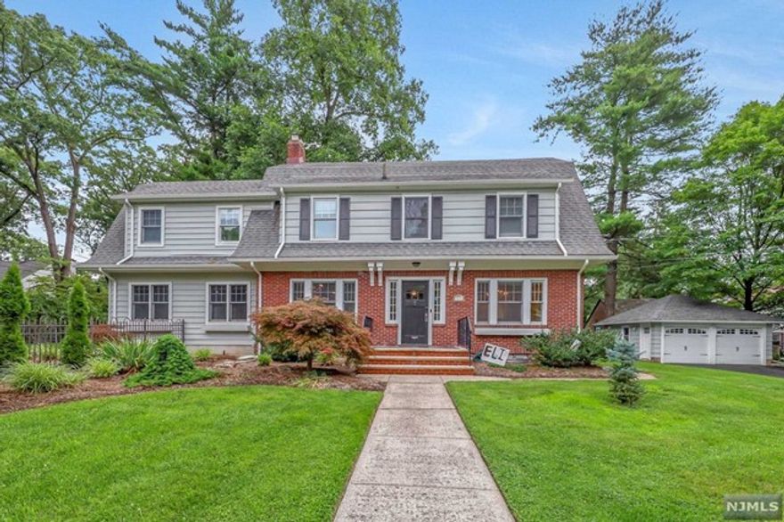 Contact Sarah Chung(646.306.2767) for more informaiton. Welcome to this completely renovated and contemporary home in Ridgewood. Enjoy ample natural light throughout the house, creating a vibrant and inviting atmosphere. The spacious family room, three generously sized bedrooms, the possibility of a 4th bedroom, and bonus room. The finished basement provides additional space for entertainment or storage. Step outside and discover the beauty of the yard, a serene escape for relaxation and outdoor activities. Located in the best neighborhood, A minute away from the express bus station to the city. Schools, train station, and downtown are within easy walking distance. Don't miss this opportunity to call this modern gem your home. Schedule a viewing now and experience the perfect blend of style and convenience.