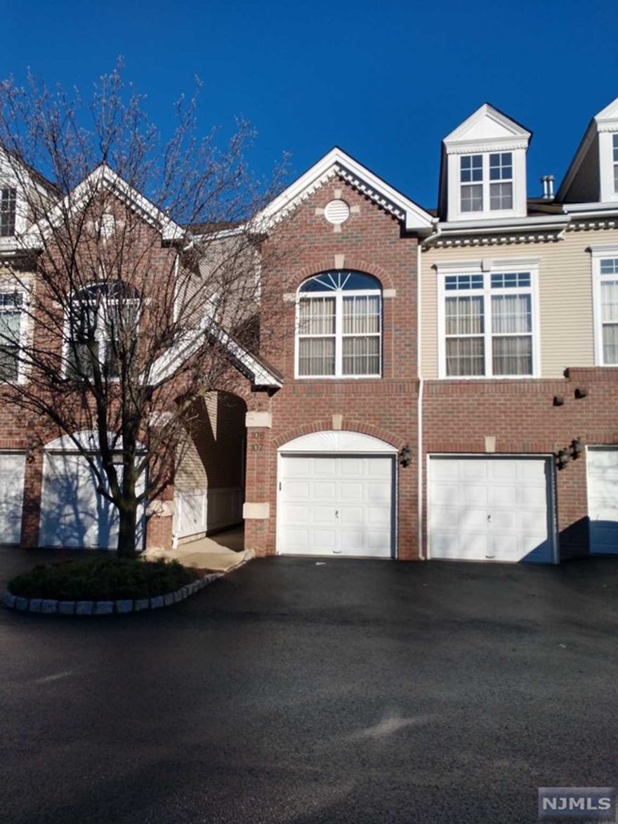 2 BR,2.5 BA townhome ,newer SS refrig, DW, microwave, gas range, breakfast bar, corian counter ,LR w/sliders to patio ,laundry rm off kit, garage, driveway, pool, tennis ct, clubhouse. Near NYC bus, train, Rt 3,46,GSP. No Pets, credit & income verification,1.5 mon sec. dep. realtor fee 1 mon. paid by tenant.
