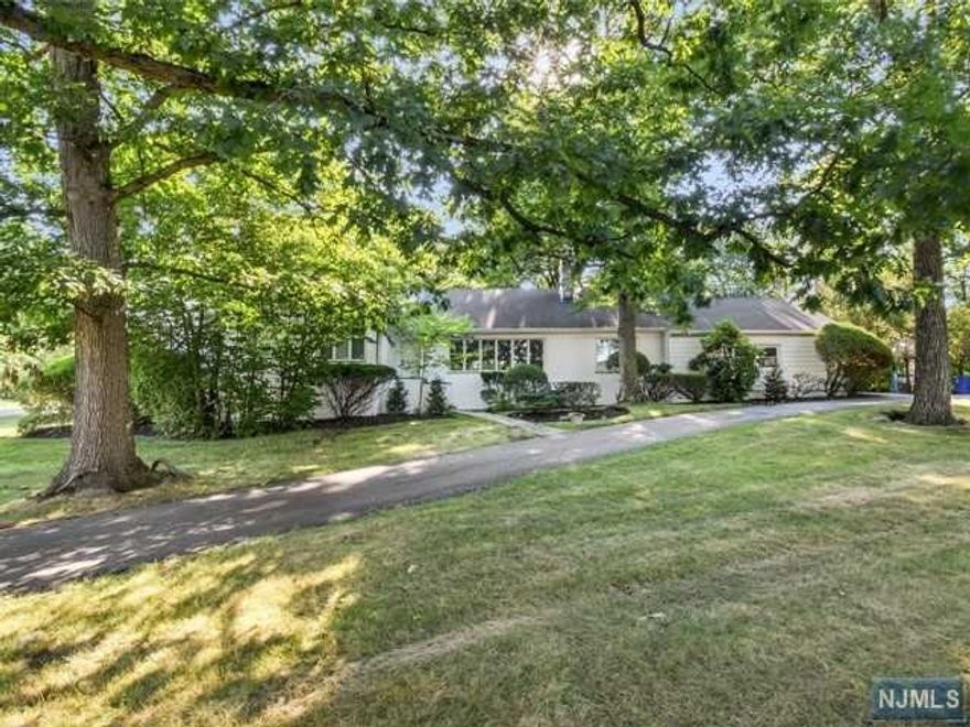 Great family rental! Located in prestigious East Hill of Tenafly on the desirable corner of Buckingham Rd and Essex Drive. Pristine renovation, move-in ready, sun flooded modern rooms. Open Liv Rm with 2 sided FPL, den and sun filled family RM with sliding doors to patio and great open outdoor space, hot tub, mudroom, 2 car garage, brand new eat-in kitchen opens to FDR, MBR ensuite with lots of closets+2 bedrooms/den/office with full bathroom. 2 additional bedrooms plus 1 nanny rm, full bathroom off hallway with washer/dryer, large playroom with great storage space, quiet guest bedroom with full bathroom. Minutes from JCC(pool/gym),quick access to 9W/NYC. Pets allowed but any damage to be repaired at tenant expense. Close to top ranked schools, beautiful town with restaurants, cafes, shopping and more!