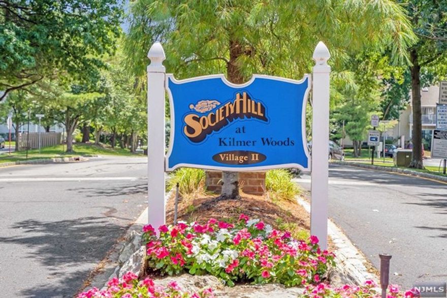 Beautifully maintained Townhome on a quiet street. Largest townhome in Society Hill. Close to transportation, shopping, and schools. Offers Tennis, pool, common area. All updated and painted. Appliances,and other items sold "AS IS". heat and A/C maintained yearly and replaced in 2006, Windows are newer and hot water heater replaced 2015. This won't last long, call me today for a showing.Offers- preapproval, and proof of funds for down payment, add when clients can close, and if inspections is for informational purposes only.Text LA if and when you send offer.