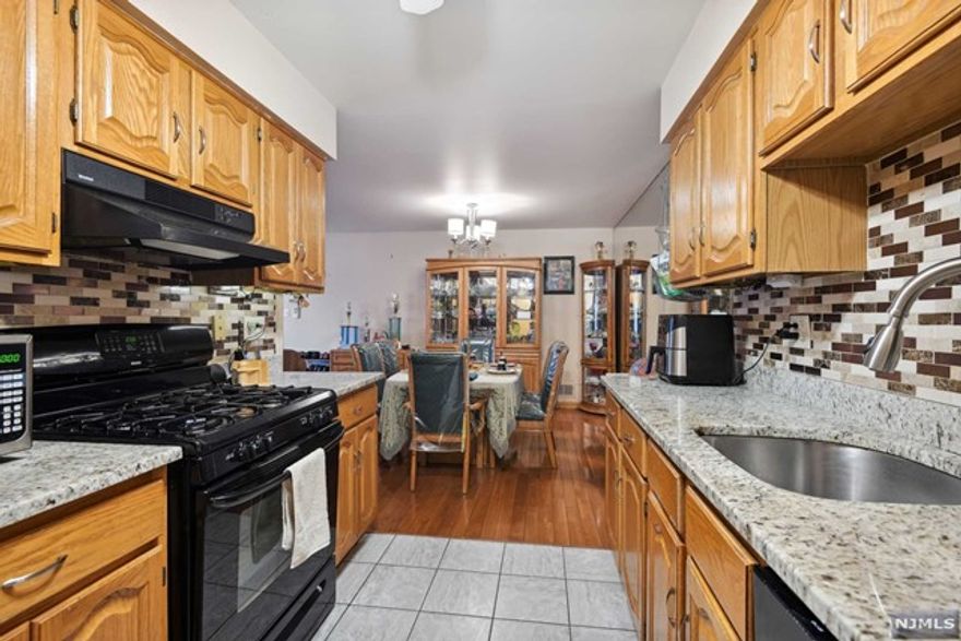 This gorgeous, move in ready 2 Bedroom condominium in nestled on a quiet, professionally landscaped, treelined cul-de-sac. The community is conveniently located near to the New Jersey Transit train station, The Bloomfield shuttle service, Branch Brook park, and the shopping center. The community is also pet friendly. In addition, an assigned parking space, storage and a larger balcony in all included. Schedule your appointment today.