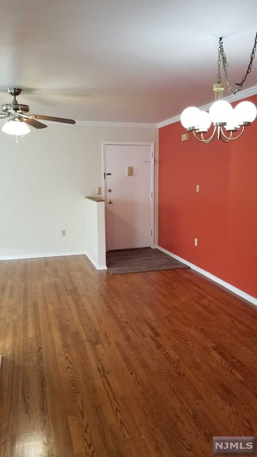 Great location! Renovated first floor, spacious 1 Bedroom, 1 Bathroom condo unit...Enjoy tranquil, light & bright living. Crown, molding, refinished hardwood floors, new kitchen granite countertops & breakfast bar, ceramic tile floor, backsplash, SS refrigerator/freezer, SS gas oven/range, existing dishwasher. Living Room, Dining Room. Two, large walk-in-closets, separate linen closet, upgraded bathroom. Included in rent: Heat, hot water, use of association pool, storage area, common area/exterior maintenance, laundry facilities in complex, unassigned parking in shared lot. Close to NYC public transportation, stores, restaurants, houses of worship, schools, sports, walking trails, entertainment. Must see!