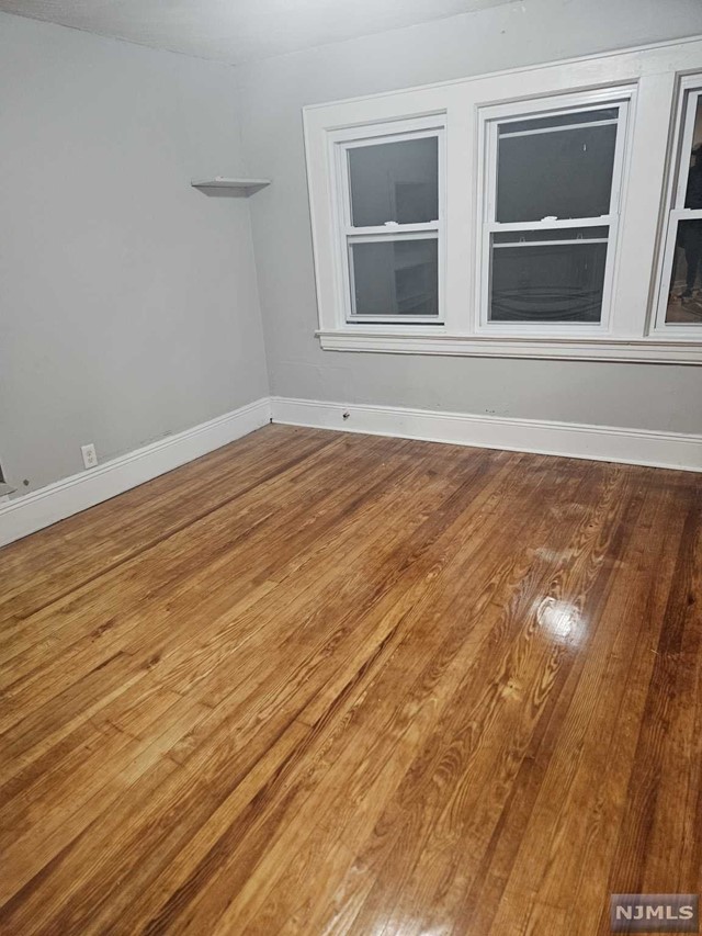 The perfect 1 Bedroom Apartment in the Lower Vailsburg section of Newark.