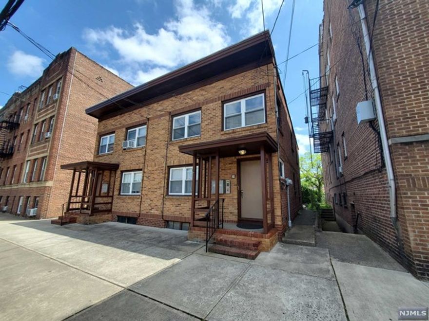 Spacious 1 Bedroom Apt with Living Rm\Dining Rm Combo, New Kitchen, Full Bath and Large Bedroom. Laundry hookups in basement. NO Pets allowed. No Smoking. Tenant responsible for heat, hot water, gas, and electric. 1.5-months security deposit. 1-month broker's fee to be paid by the tenant. Application, tenant background check, good credit, & proof of ability to pay rent required.