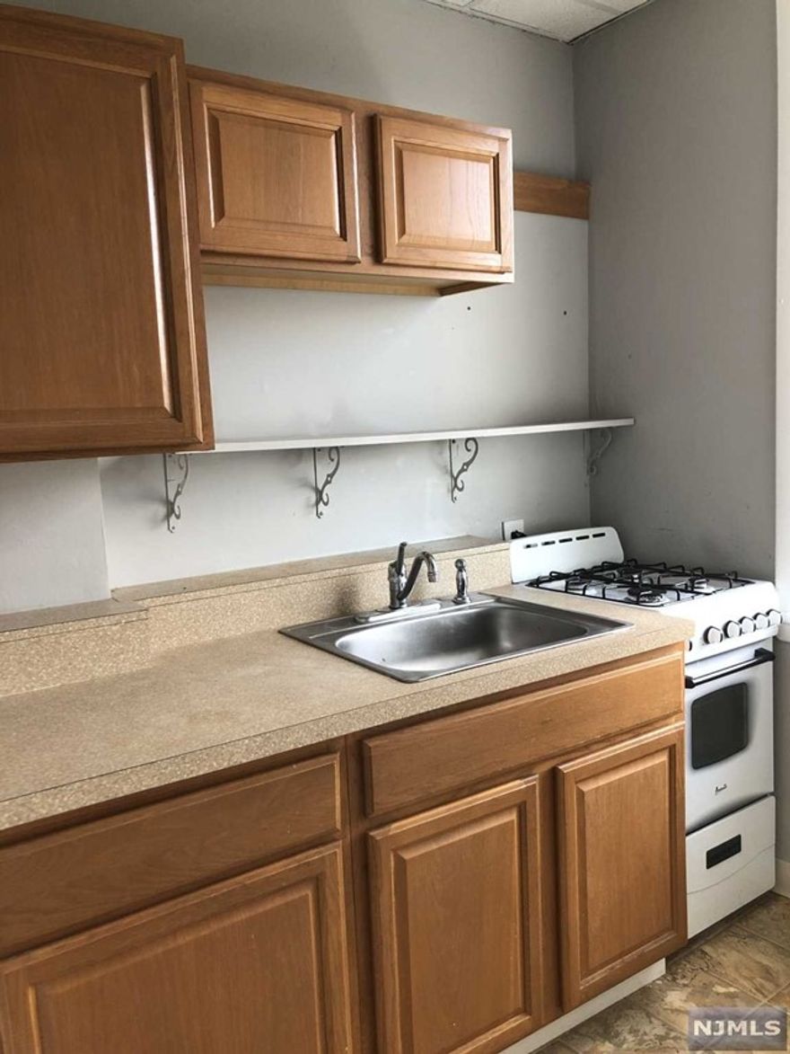 Don't miss this opportunity to rent in desirable Hasbrouck Heights! Ideal location for the commuter. Located right in the center of town,. Sunsoaked apartment with large windows, Big bedrooms, and hardwood floors throughout. One off street parking spot included. Second spot can be purchased for additional 50.00. Pet friendly too! This won't last!
