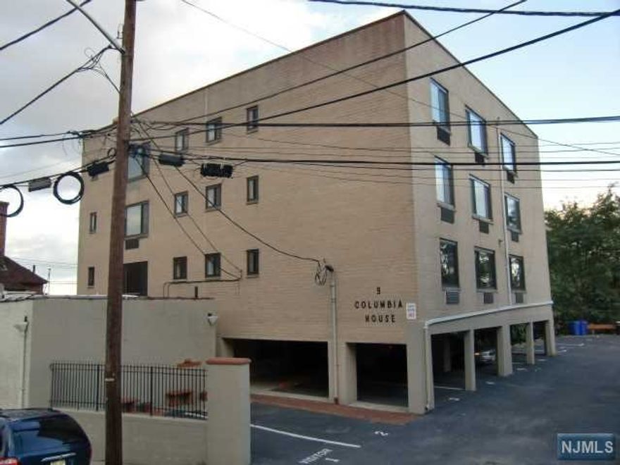 Totally Renovated Move-in Condition 1-Bedroom Apartment on 3rd Floor of elevator building, in Trendy Edgewater; Newer Kitchen (Upgraded in 2019) with Quartz counter top; Newer Stainless Steel Appliances (2019); Newer porcelain tile floors throughout entire apartment (2019); Updated Full Bath (2019); Unit Freshly Painted; Heat, Water and Hot Water included in Rent; Tenant pays electric by separate meter; Newer Amana through the wall a/c units w/auxiliary heat; All electric kitchens; 1 Designated on-site parking space included in Rent; Newer coin operated laundry machines in laundry room in basement; No Pets!; Available immediately; Minimum 700+ credit score a must, NO EXCEPTIONS! Documented income of Low to Mid $60,000's+ per year required; ****For a Qualified Accepted Tenant, Landlord will pay the 1-Month Realtor Brokerage Fee****