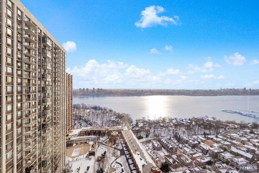 SPECTACULAR CORNER2 BEDROOM 2 BATH HOME IN THE SKY WITH updated kitchen and guest full bath,ENCLOSED TERRACE AND THE MOST SPECTACULAR NYC AND RIVER VIEW! 24 HOUR DOORMAN, CONCIERGEHEATED OUTDOOR POOLSTATE OF THE ART FITNESS CENTER, CHILDRENS PLAYROOM,BBQsATTENDED GARAGE.(parking90,appliances16.05,canle/internet 61.50)